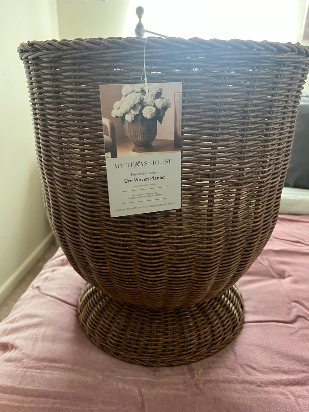 New My Texas House Brown Woven Urn Planter - Classic Rattan Finish